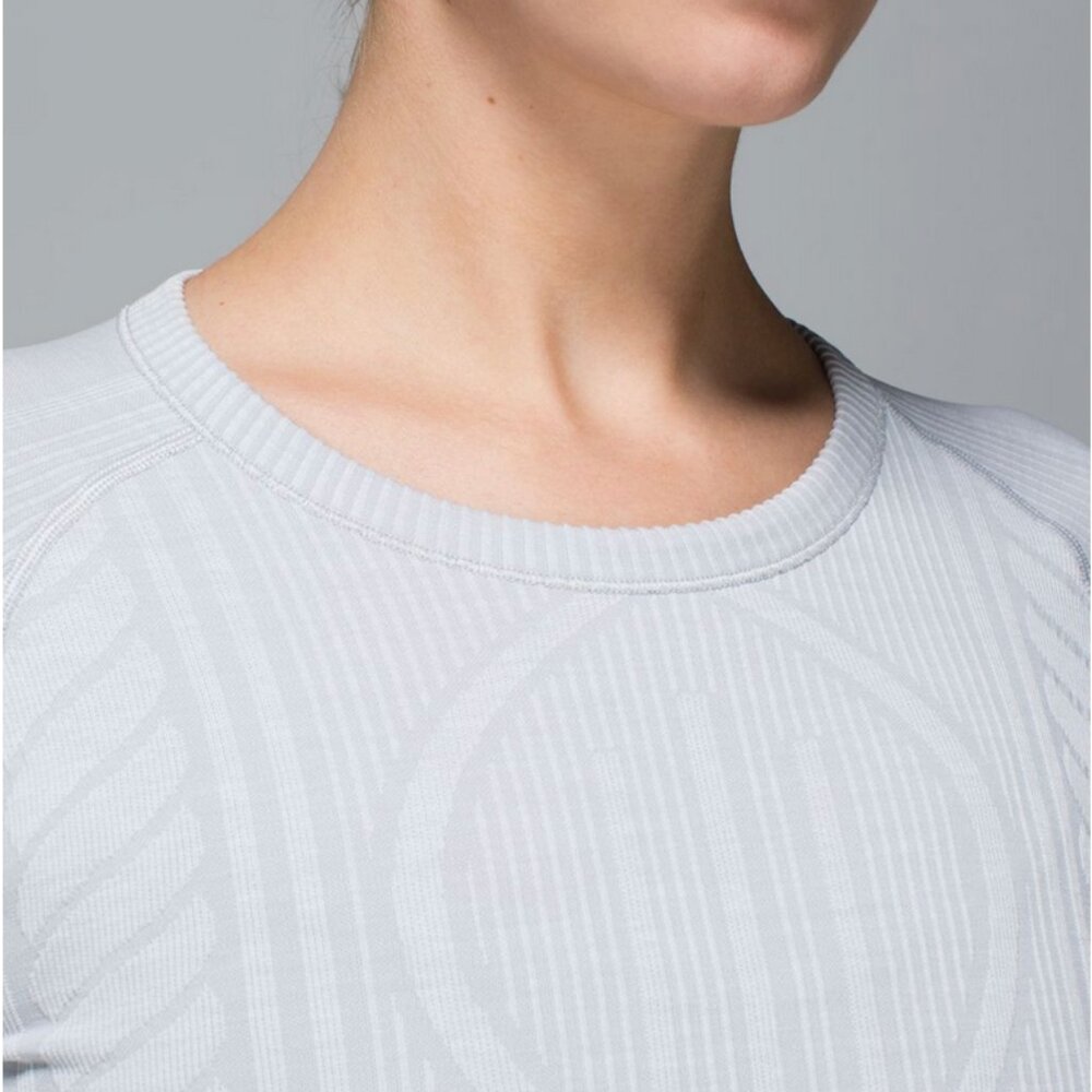 Lululemon Rest Less Pullover  Heathered Silver Spoon‎ - Picture 7 of 11
